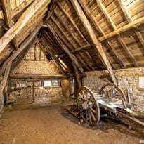 Visite libre d'une grange-étable restaurée du XVe siècle