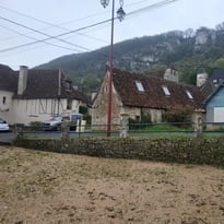 Découverte de l'épicerie de Louisa