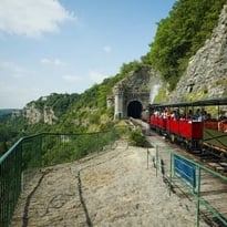Explorez l'histoire du chemin de fer et embarquez pour une balade nostalgique en train