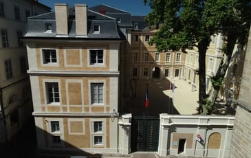 Visite libre de la préfecture du Lot