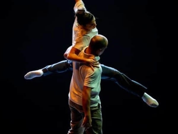 Spectacle : "Prélude" de Kader Attou, Compagnie Accrorap
