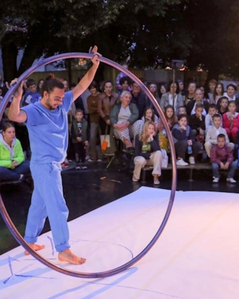 Spectacle jeune public à Cajarc : Trait(s)